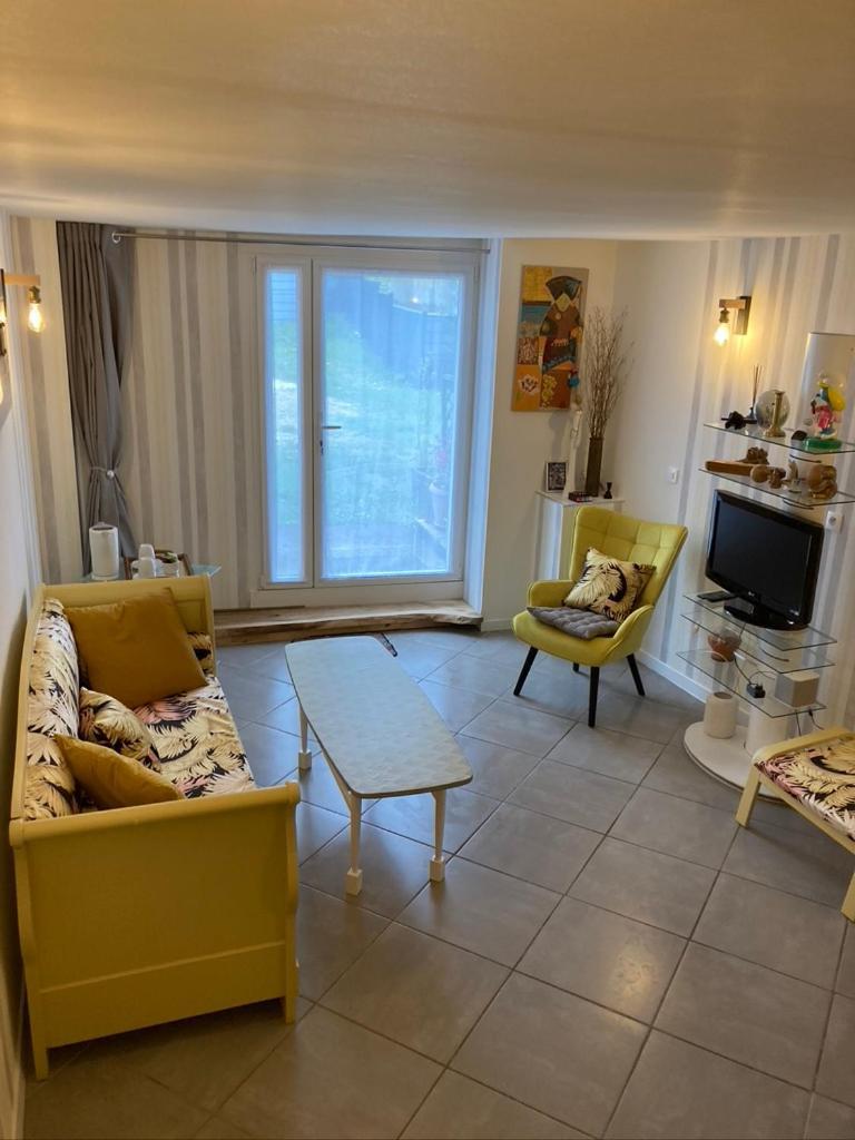 Bed and Breakfast Doupassage La Chatelaine Экстерьер фото